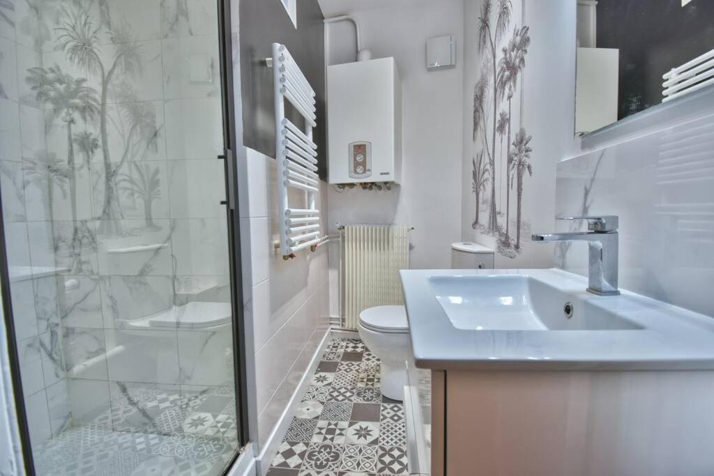 *Au Sauna De Maintenon* Екстериор снимка